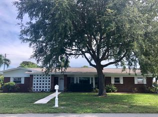380 Pine Blvd