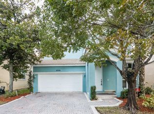 4906 SW 155th Ter