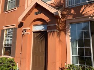 10542 Windsor Lake Ct