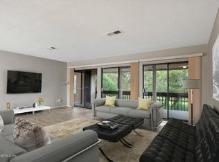 7649 Las Palmas Way # 226