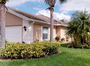 11207 SW Pembroke Dr