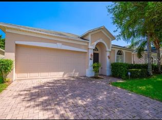 9935 Shadow Creek Dr