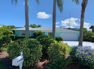 4736 SE Manatee Ter