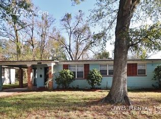 2817 Calloway Cir