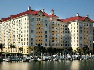 Parkcrest Harbour Island Condominiums