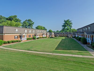 Galleria Courtyards Apartments Smyrna Ga Zillow