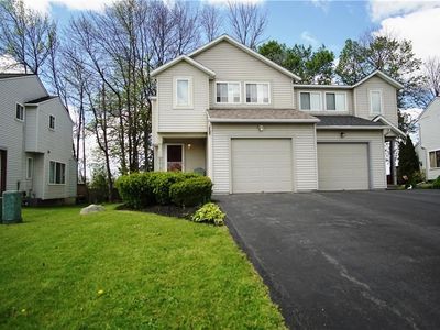 8813 New Country Dr, Cicero, NY 13039 | Zillow