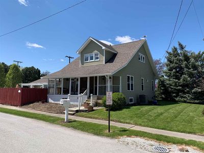 102 E Moncel St, Francesville, IN 47946 | Zillow