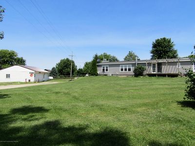 2890 Fleming Rd Fowlerville Mi 48836 Zillow