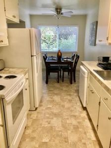 Mountain View Town Center Apartment Rentals - Mountain View, CA | Zillow