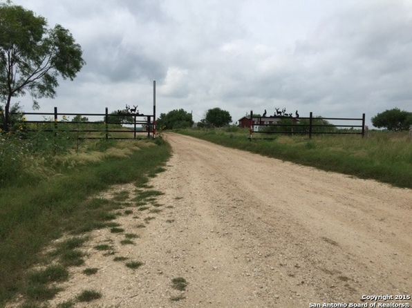 Land For Sale In Bigfoot Texas