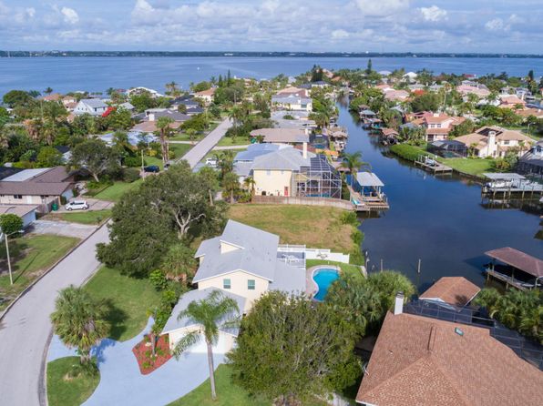 391 Riverview Ln, Melbourne Beach, FL 32951 | Zillow