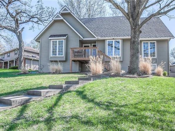 In Lakewood - Lees Summit Real Estate - Lees Summit MO Homes For Sale