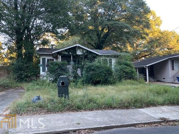 luxury homes in atlanta ga zillow