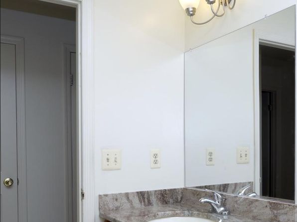 Berkeley Heights Nj Luxury Apartments For 3 Als Zillow Berkeley Heights Nj Luxury Apartments