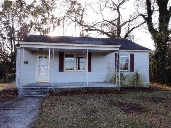 New Bern Foreclosures