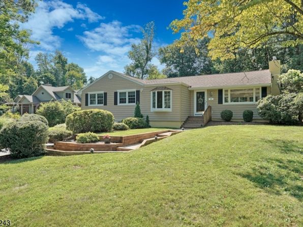 20 Starlight Dr Morristown Nj 07960 Zillow