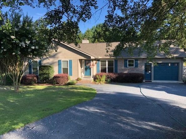 330 Sheldon Rd Southern Pines Nc 28387 Zillow