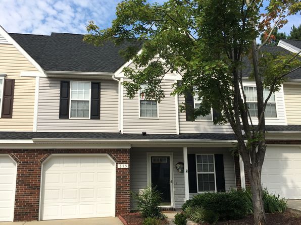 homes for sale near pineville nc