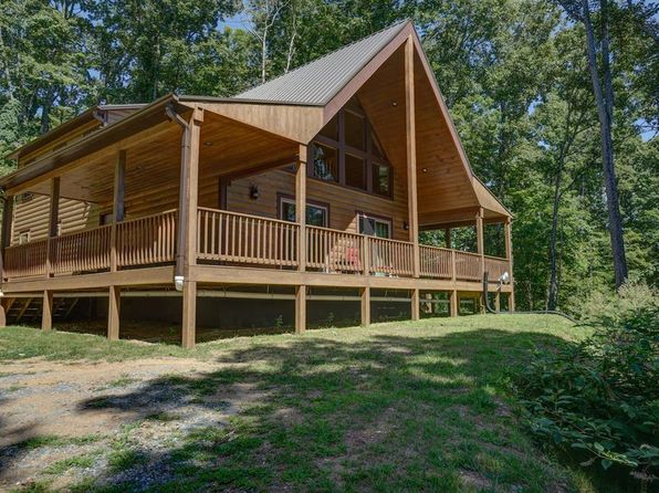 Log Cabin Bryson City Real Estate 8 Homes For Sale Zillow