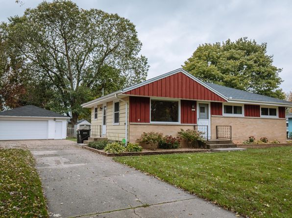 On House Garage Brown Deer Real Estate Brown Deer Wi Homes For