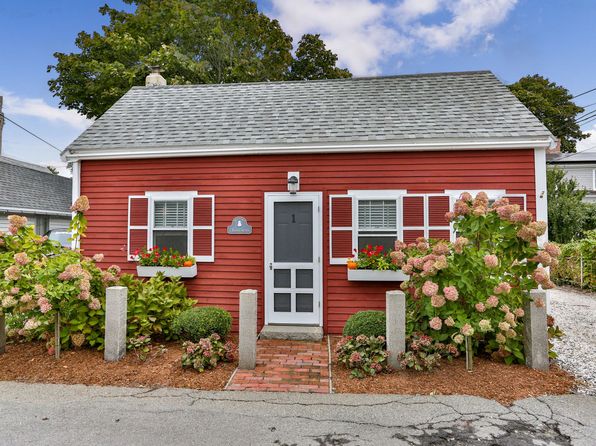 White Dory Bay Condominiums Provincetown Ma Zillow