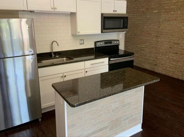 3 Bedroom Apartments For Rent In Chicago Il Zillow