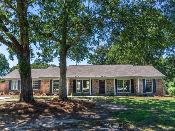 4911 Summerville Rd Phenix City Al 36867 Zillow