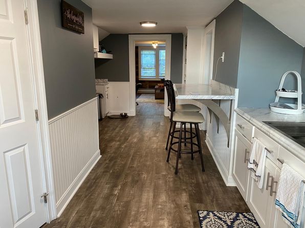 Renter Friendly Kitchen Floor Diy On A Budget Inexpensive Home Decor Ideas Budget Decor In 2020 Creative Home Decor Diy On A Budget Kitchen Flooring
