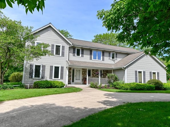 4585 Shagbark Ln Brookfield Wi 53005 Zillow