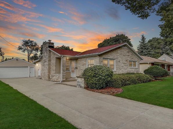 Detached Garage Waukesha Real Estate Waukesha Wi Homes For