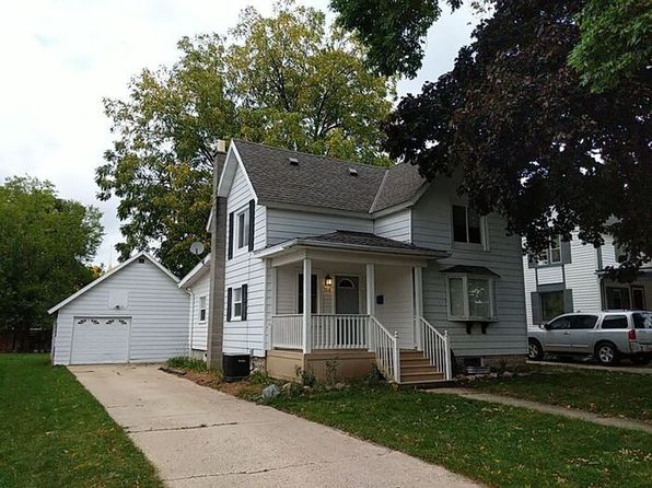 Houses For Rent in Waukesha WI - 2 Homes | Zillow