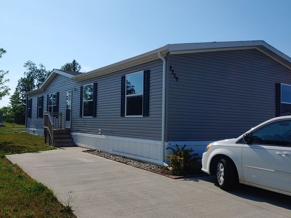 Traverse City MI For Sale by Owner (FSBO) - 42 Homes | Zillow