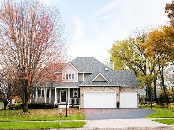 3 Car Garage Woodstock Real Estate 13 Homes For Sale Zillow