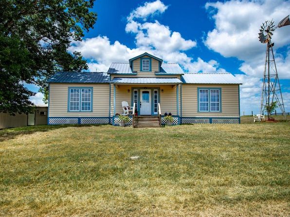 610 Baron Rd Fayetteville Tx 78940 Zillow