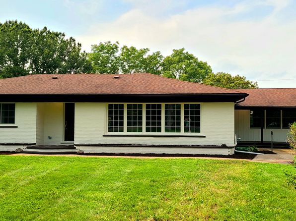 9497 Ellis Rd Clarkston Mi 48348 Zillow