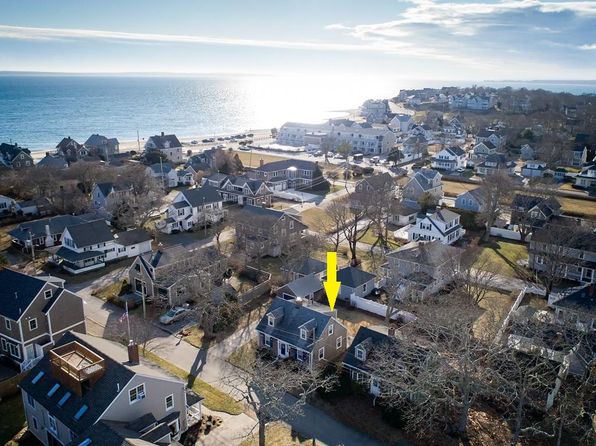 Cape Cod Beach House Falmouth Real Estate 11 Homes For Sale