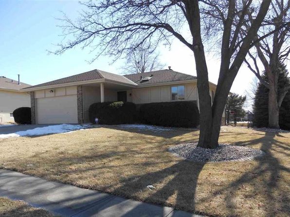 Vaulted Ceilings Omaha Real Estate 273 Homes For Sale Zillow