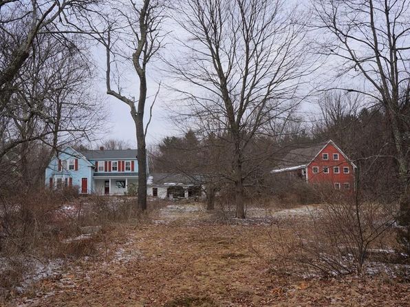 Large Barn Harvard Real Estate 3 Homes For Sale Zillow