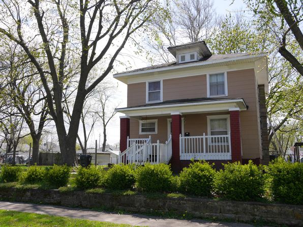 824 Myra St Moberly Mo 65270 Zillow