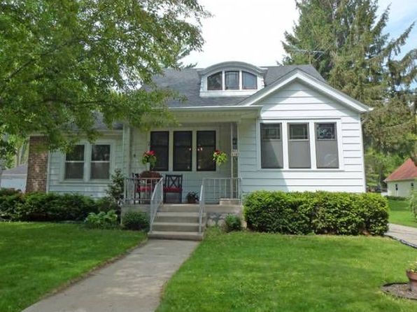 N56W6765 Center St, Cedarburg, WI 53012 | Zillow