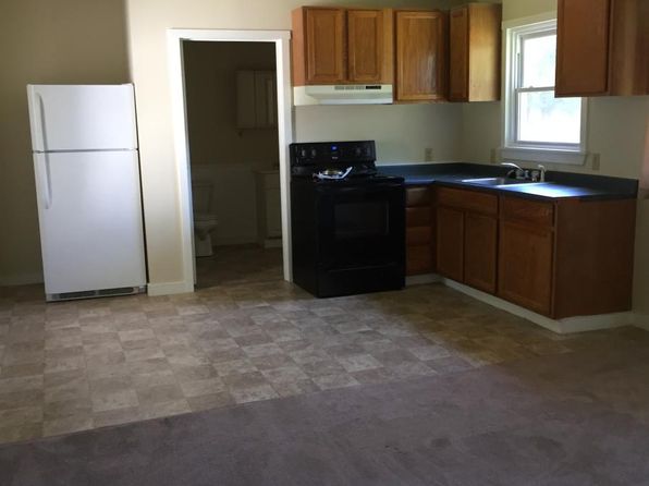 Al Listings In Maine 629 Als Zillow Apartment For