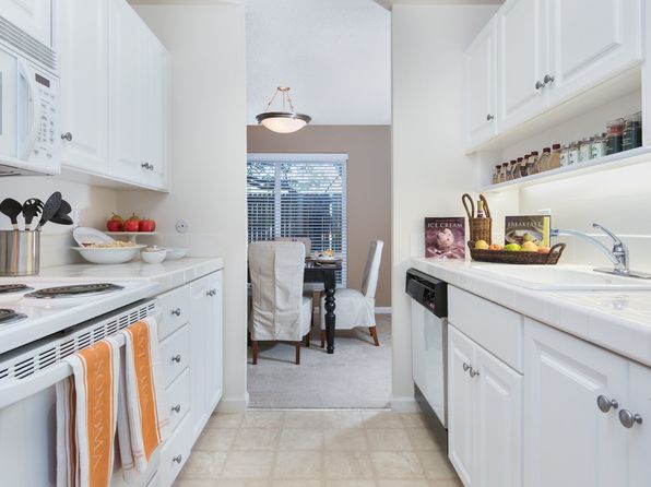 Apartments For Rent In Palo Alto Ca Zillow Oak Creek Apartments