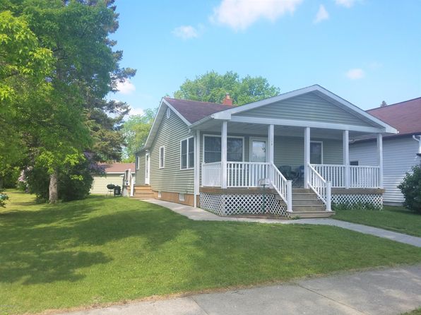 homes for sale near thief river falls mn