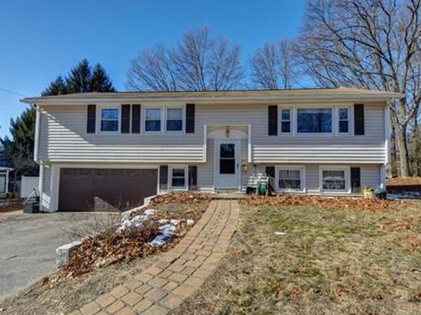 Lowell MA Single Family Homes For Sale - 151 Homes | Zillow