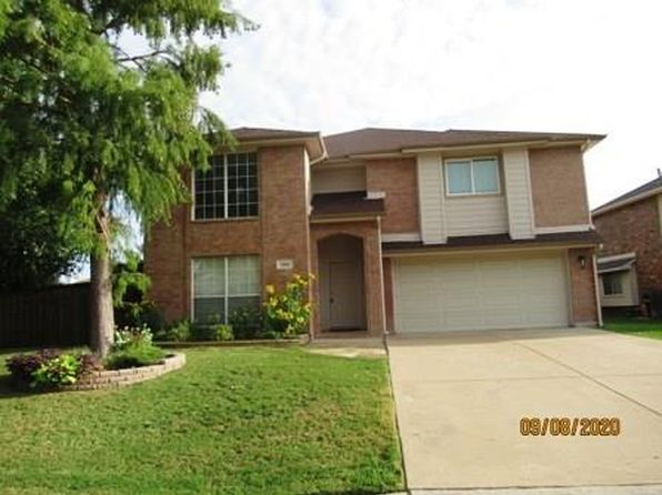 Upstairs Game Room Saginaw Real Estate 2 Homes For Sale Zillow