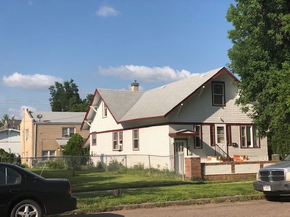 1004 E G St North Platte Ne 69101 Zillow - 