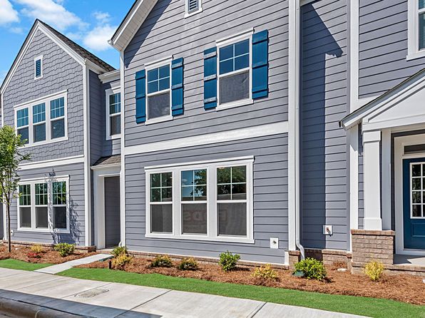 homes for sale near pineville nc