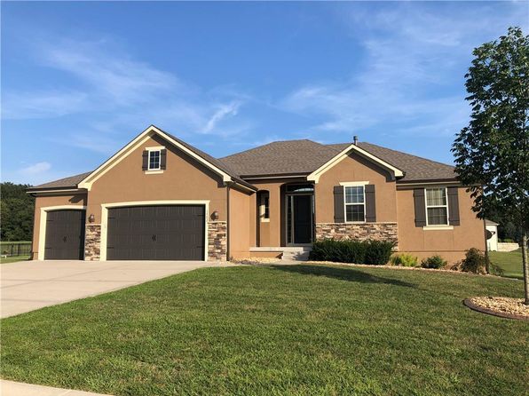 Pleasant Hill Real Estate - Pleasant Hill MO Homes For Sale | Zillow