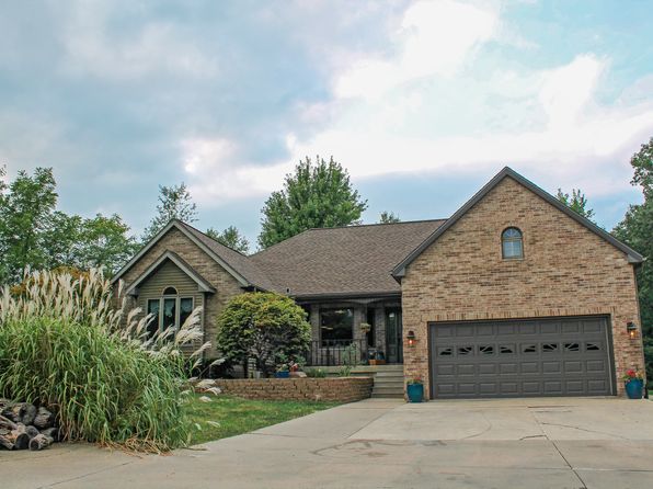 Monmouth Real Estate - Monmouth IL Homes For Sale | Zillow